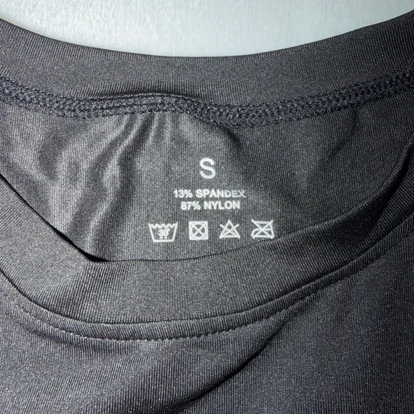 New NVGTN Black Wrap-Front Cropped Tee - Picture 2 of 3